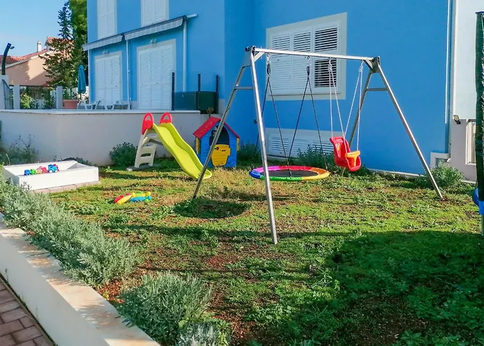 Holiday home 3 Bedroom Beautiful In