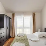 3 Bedroom Beautiful In Holiday home