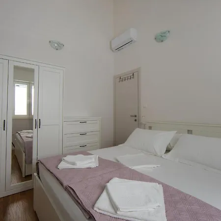 3 Bedroom Beautiful In 苏提万