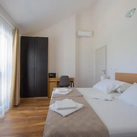 3 Bedroom Beautiful In * 苏提万