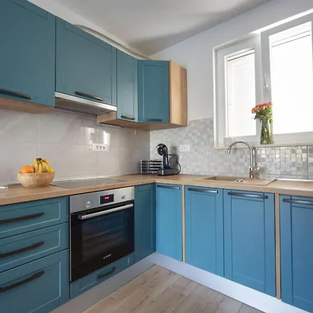펜션 3 Bedroom Beautiful In 수티반