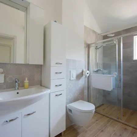3 Bedroom Beautiful In