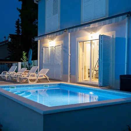 3 Bedroom Beautiful In *
